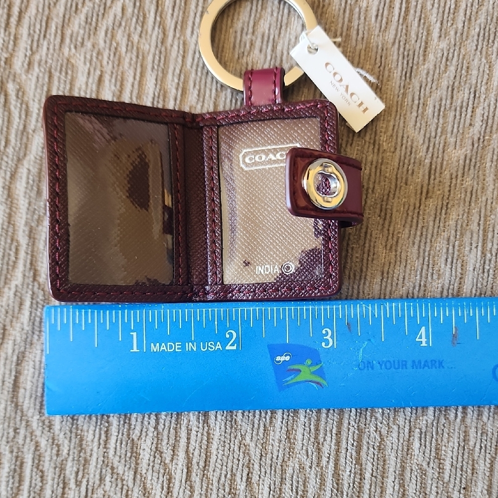 Coach Glossy Patent Cardholder Keyring - Raspberry Vintage 2000's New With Tag - Picture 6 of 8